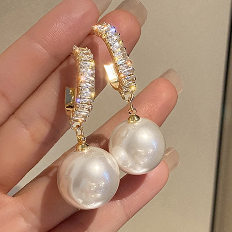 Elegant Pearl Crystal Drop Earrings for Weddings and Special Occasions