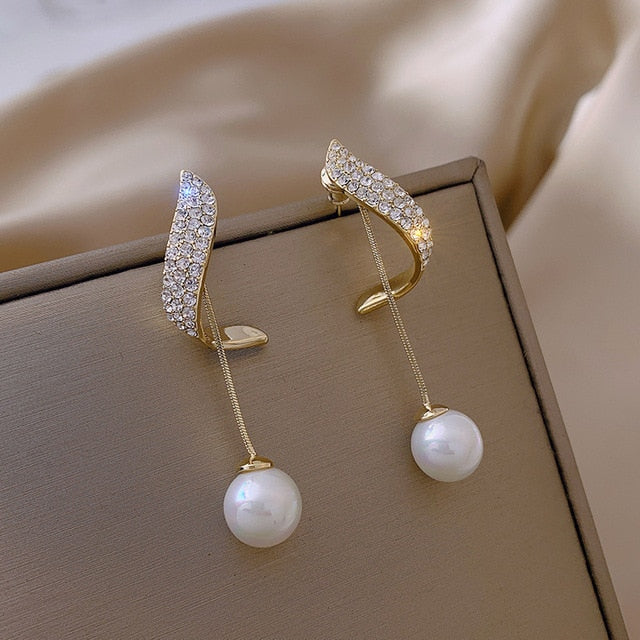 Elegant Pearl Crystal Drop Earrings for Weddings and Special Occasions